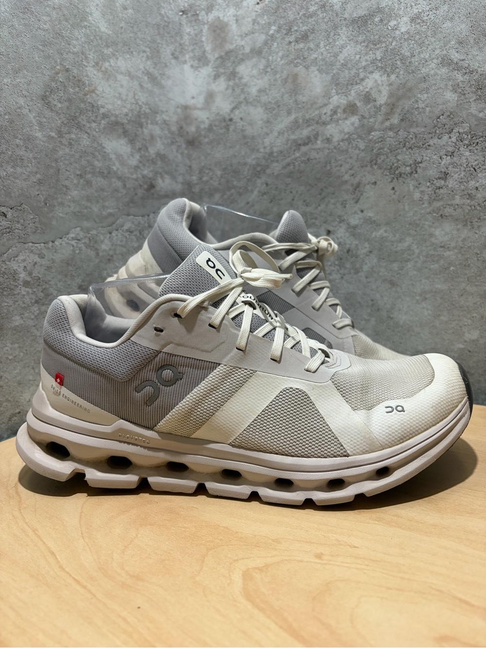 On Cloudrunner running shoe womens size 9
